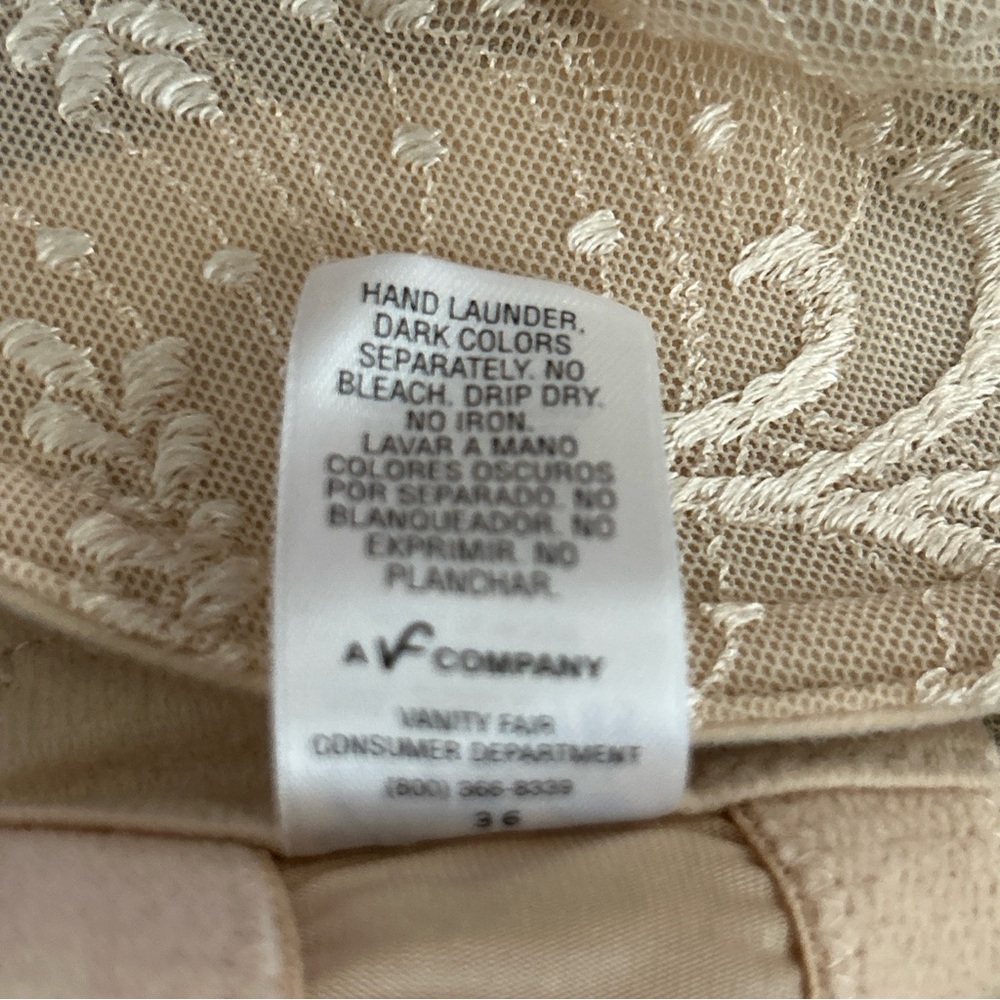 Vintage Vanity Fair Sheer Botantical Full Figure Underwire Bra Size 38DD - Picture 5 of 10
